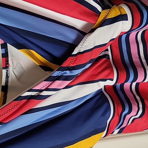 Sperry Women's One Piece Multicolored Swim Suit, NWOT - Picture 5 of 8